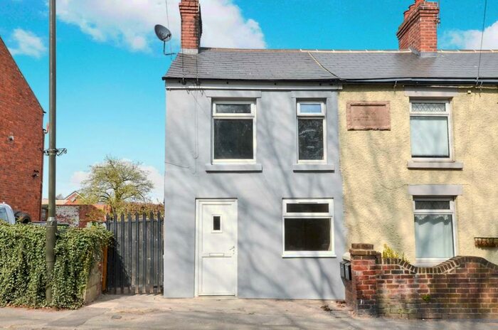 2 Bedroom Apartment To Rent In The Green, Swanwick, DE55