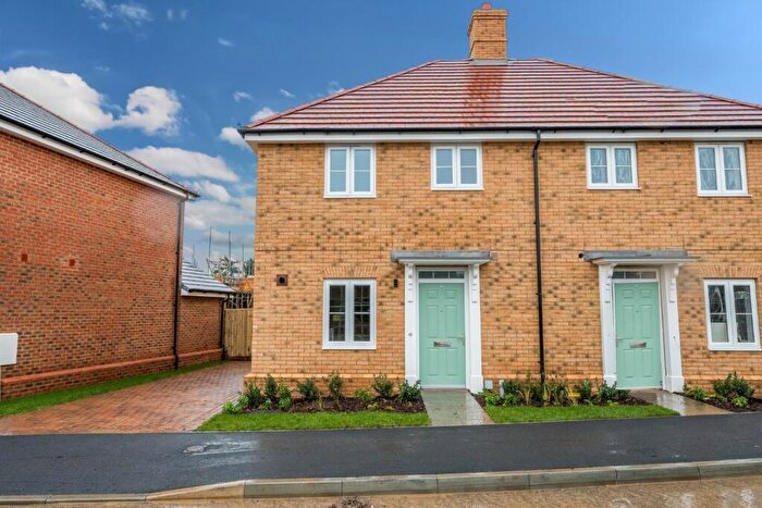 2 Bedroom Semi Detached House To Rent In Egret Way, Fordingbridge, Hampshire, SP6