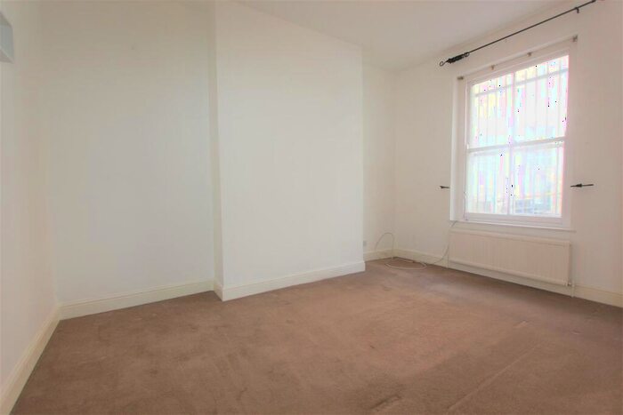 1 Bedroom Apartment To Rent In Holloway Road, Islington, N7
