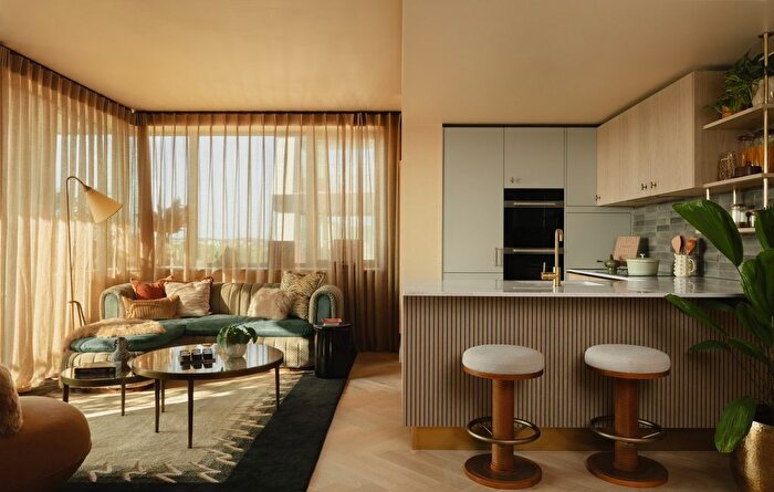 3 Bedroom Flat For Sale In Engine House Way, Chalk Farm, NW1