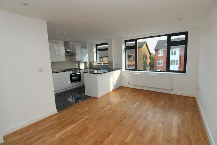 2 Bedroom Apartment To Rent In Venner Road, Sydenham, SE26