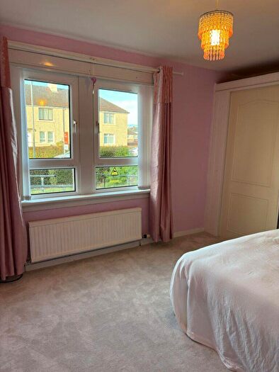 2 Bedroom Flat To Rent In Academy Street, Sandyhills, G32