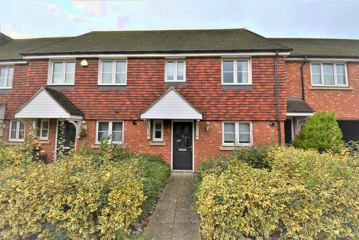 3 Bedroom Terraced House To Rent In Sword Grove Wainscott, ME3