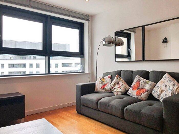 1 Bedroom Flat To Rent In Gateway East, Marsh Lane, Leeds, LS9