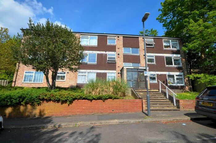 2 Bedroom Flat To Rent In Dorset House, Brook Avenue, Harrow, Middlesex, HA2