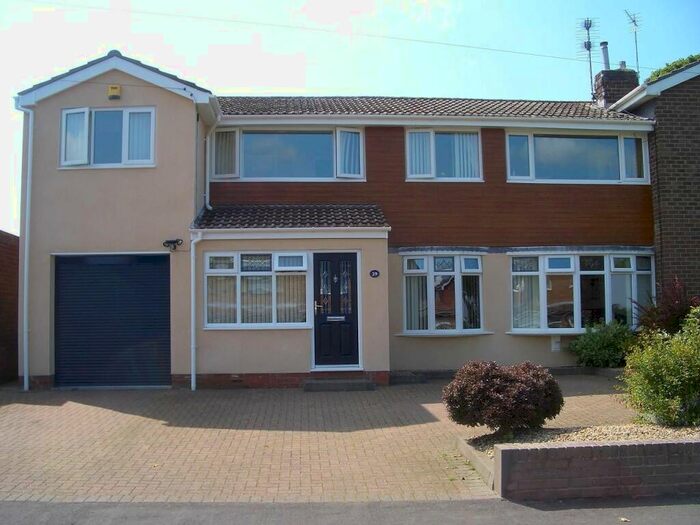 4 Bedroom Semi-Detached House For Sale In Ullswater Avenue, West Auckland, DL14