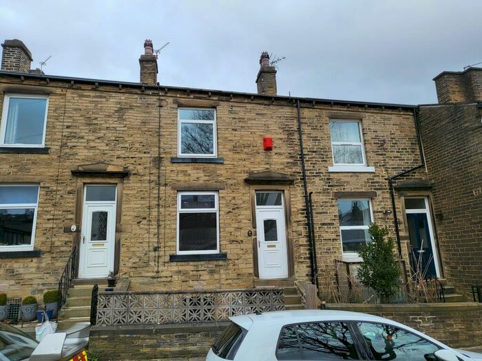 2 Bedroom Terraced House To Rent In Emscote Street South, Halifax, HX1