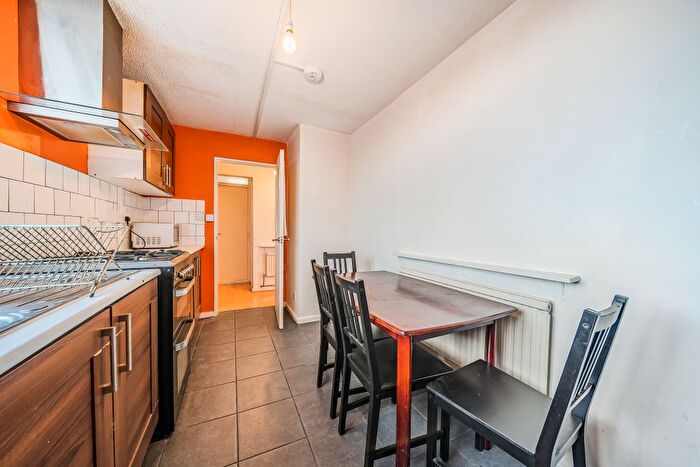 1 Bedroom Flat For Sale In New Place Square, London, SE16