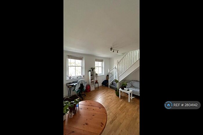 2 Bedroom Maisonette To Rent In Trafalgar Avenue, London, SE15