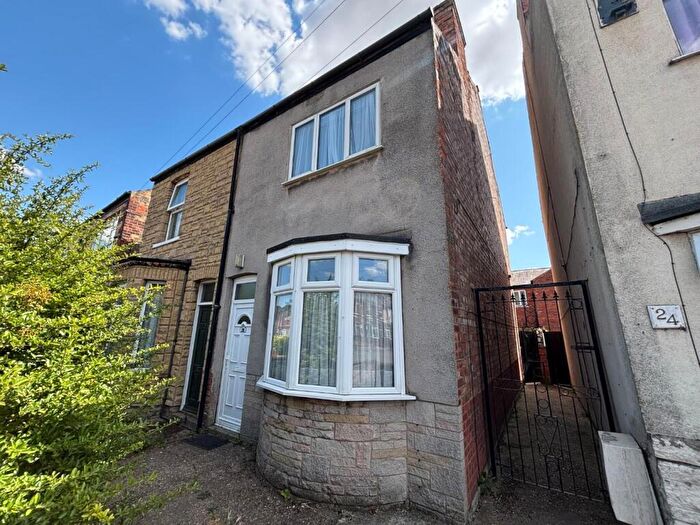 3 Bedroom Semi Detached House For Sale In Melrose Road, Gainsborough, DN21