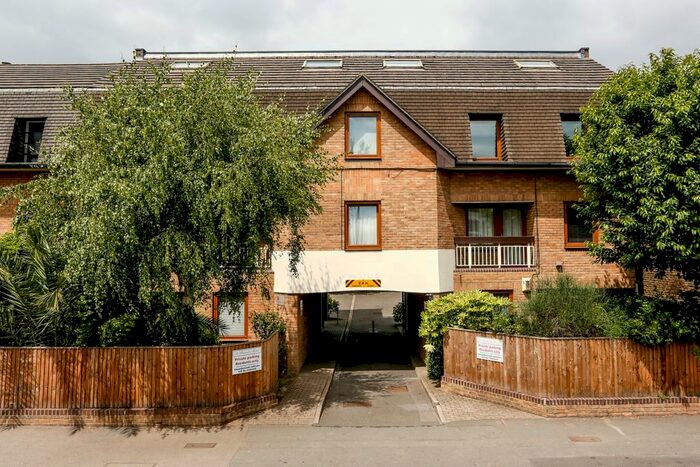 1 Bedroom Flat To Rent In Alexandra Road, London, SW19