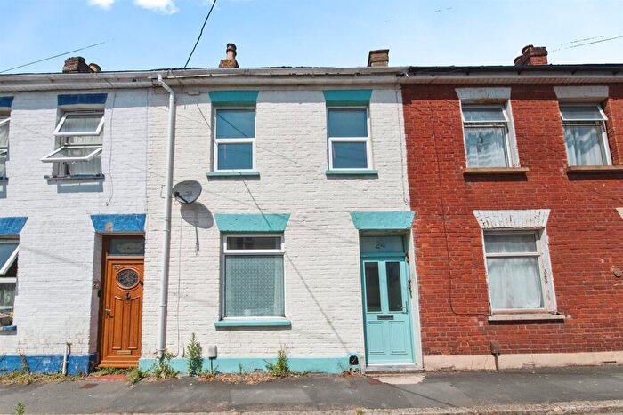 3 Bedroom Terraced House For Sale In Codrington Street, Exeter, EX1