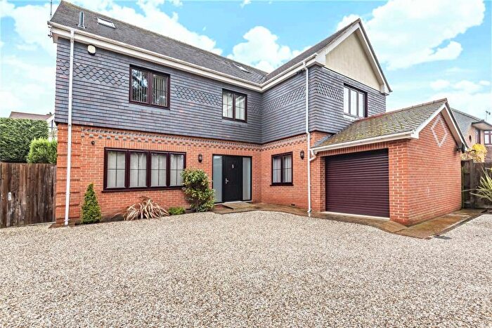 5 Bedroom Detached House To Rent In Horsell, Woking, GU21