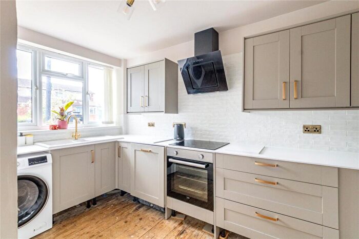 3 Bedroom Semi Detached House For Sale In Longway Avenue, Whitchurch, Bristol, BS14