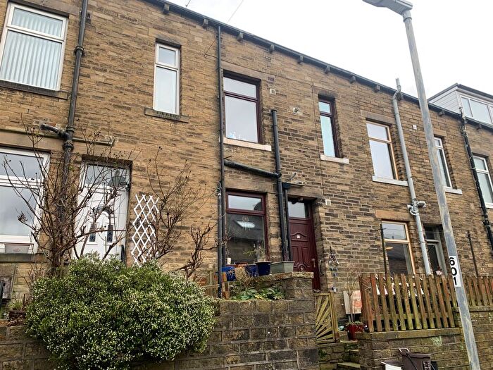 2 Bedroom Terraced House For Sale In Eton Terrace, Mytholmroyd, Hebden Bridge, HX7