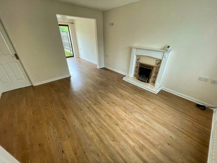 3 Bedroom Semi-Detached House To Rent In Mendip Close, Winsford, Cheshire, CW7