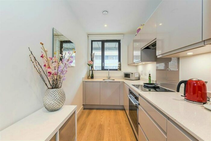 1 Bedroom Apartment To Rent In Tide Waiters House, E14