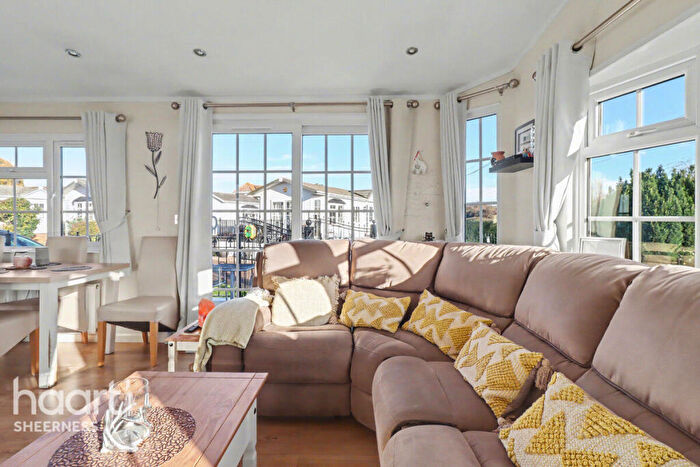 2 Bedroom Park Home For Sale In Beverley Park, Eastchurch, ME12