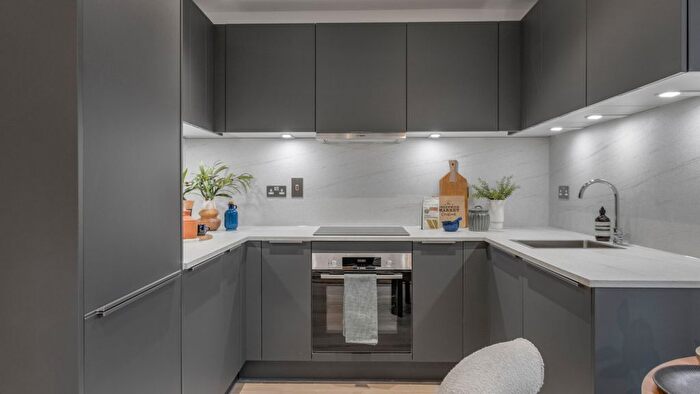 Flat For Sale In West Parkside, London, SE10