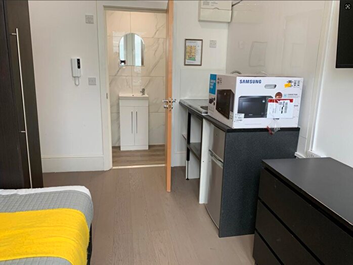 Studio To Rent In Woolwich Road, Greenwich, SE7