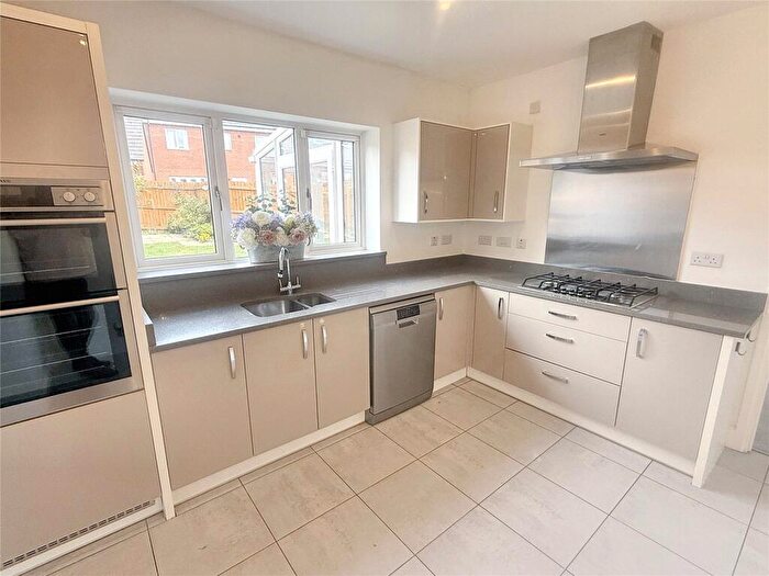 4 Bedroom Detached House To Rent In Hollywood Works Close, Shirley, Solihull, West Midlands, B90