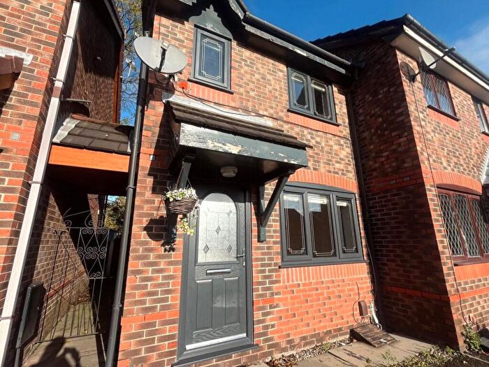 2 Bedroom Semi-Detached House To Rent In Ravenoak Drive, Failsworth, Manchester, Greater Manchester, M35