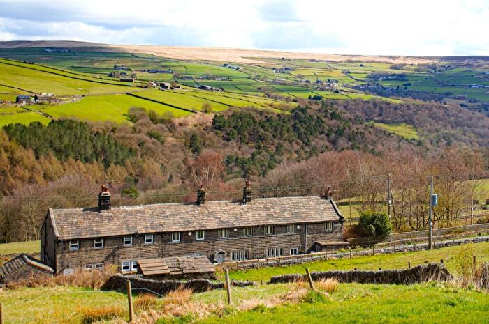 2 Bedroom Cottage For Sale In The Hideaway, Widdop Road, Hebden Bridge, HX7