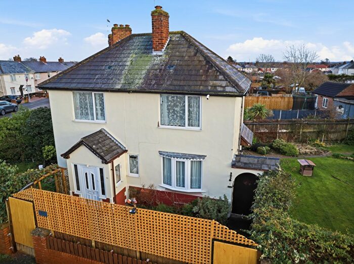 3 Bedroom Semi Detached House For Sale In Firbeck Crescent, Worksop, S81