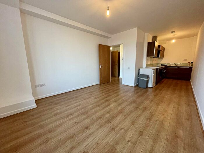 1 Bedroom Apartment To Rent In Midland Road, Luton, LU2