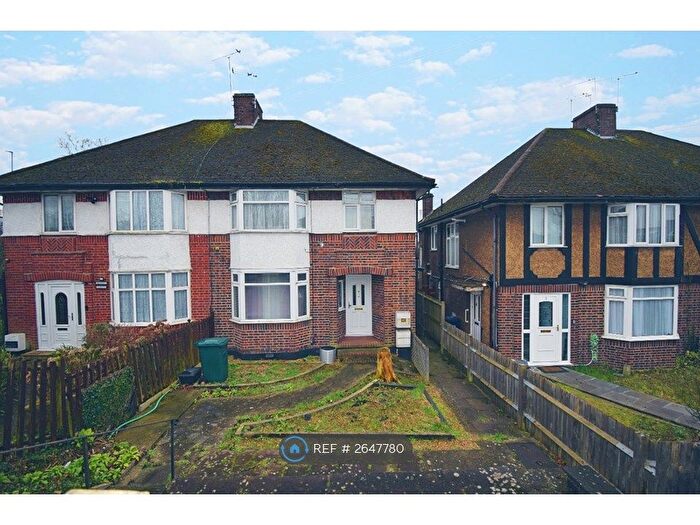 1 Bedroom Flat To Rent In Selborne Gardens, London, NW4