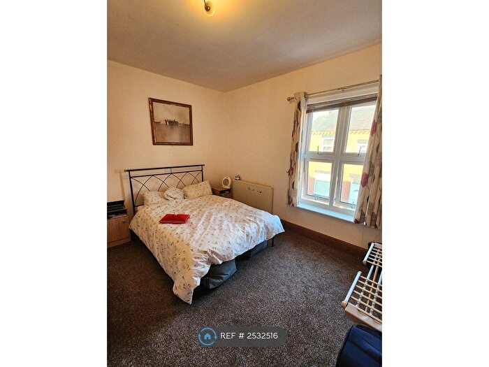 3 Bedroom Terraced House To Rent In Horsham Street, Salford, M6