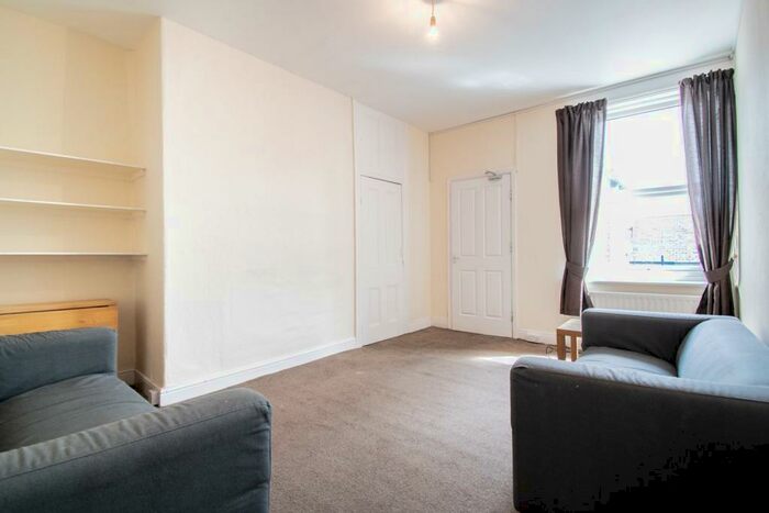 4 Bedroom Flat To Rent In Greystoke Avenue, Sandyford, Newcastle Upon Tyne, NE2