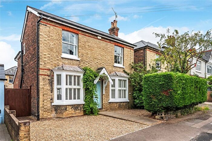 4 Bedroom Detached House For Sale In Shrewsbury Road, Redhill, Surrey, RH1