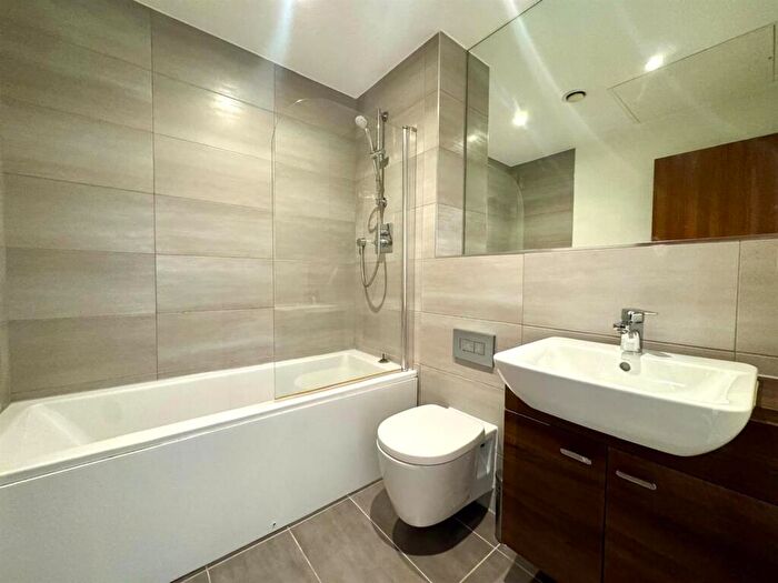 1 Bedroom Apartment To Rent In Broad Street, Birmingham, B15
