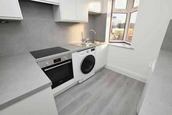 1 Bedroom Flat To Rent In Billet Lane, Hornchurch, RM11
