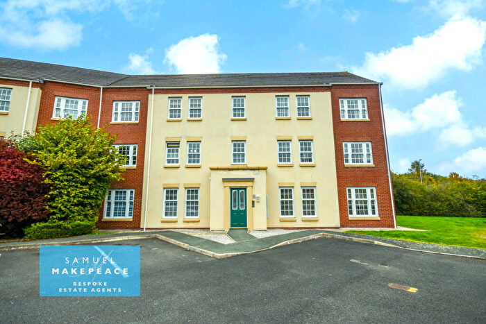 2 Bedroom Flat To Rent In Tyldesley Way, Nantwich, Cheshire, CW5