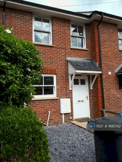 2 Bedroom Terraced House To Rent In Royal George Road, Burgess Hill, RH15