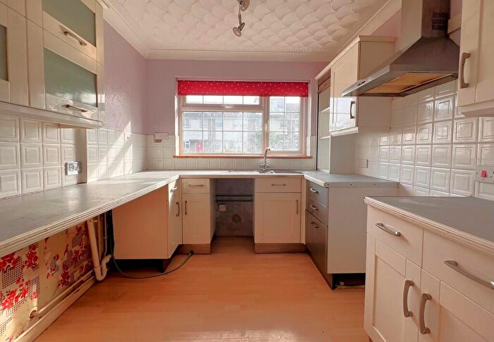 3 Bedroom End Of Terrace House For Sale In Hanbidge Walk, Bridgemary, Gosport, PO13