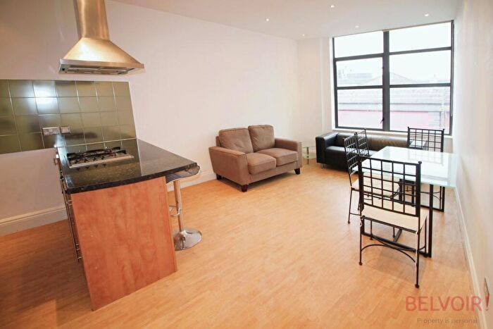 2 Bedroom Flat To Rent In George Street, Nottingham, NG1