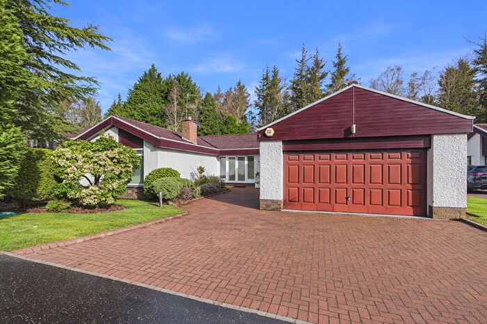 3 Bedroom Bungalow For Sale In Lady Jane Gate, Bothwell, Glasgow, G71
