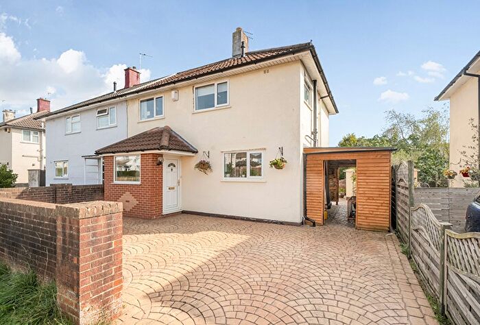 3 Bedroom Semi Detached House For Sale In Ennerdale Road, Bristol, BS10