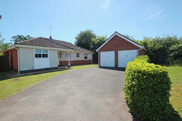 3 Bedroom Detached Bungalow For Sale In Pinhoe Drive, Haverhill, CB9