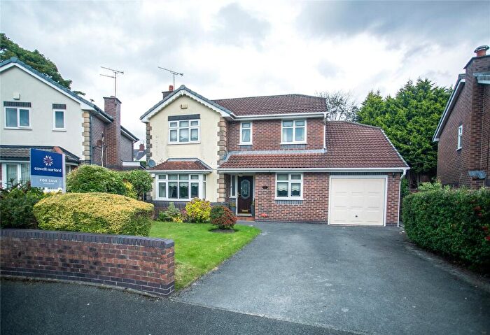 4 Bedroom Detached House For Sale In Passmonds Way, Passmonds, Rochdale, OL11