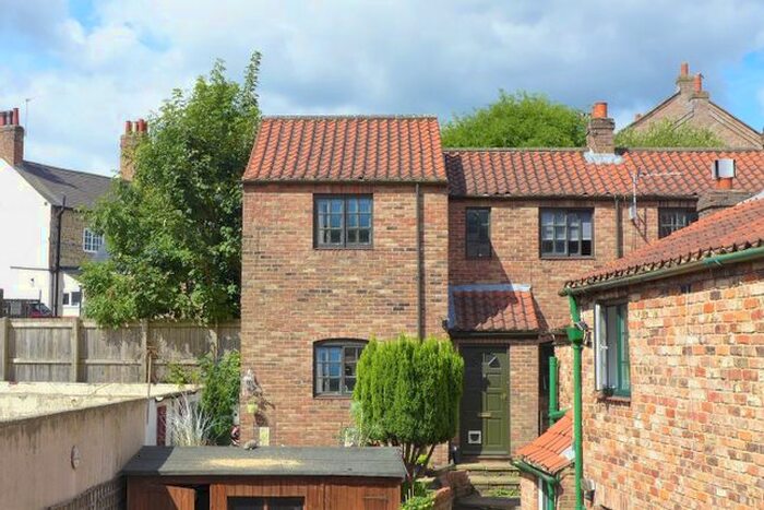 1 Bedroom Flat To Rent In Jones Court, Ripon, HG4