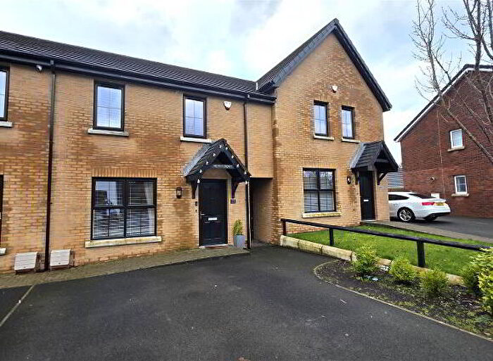 3 Bedroom TownHouse For Sale In Belmont Hall Drive, Antrim, BT41