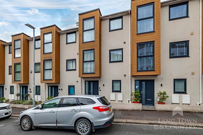 4 Bedroom Town House To Rent In Pier Street, Plymouth, PL1