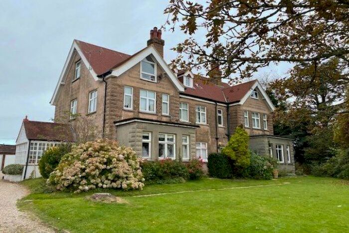 2 Bedroom Flat To Rent In ., Battle, TN33