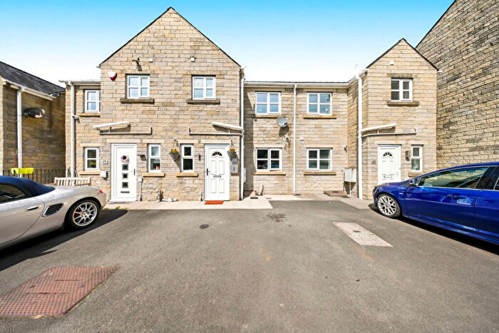3 Bedroom Mews For Sale In Maple Street, Clayton Le Moors, Accrington, BB5