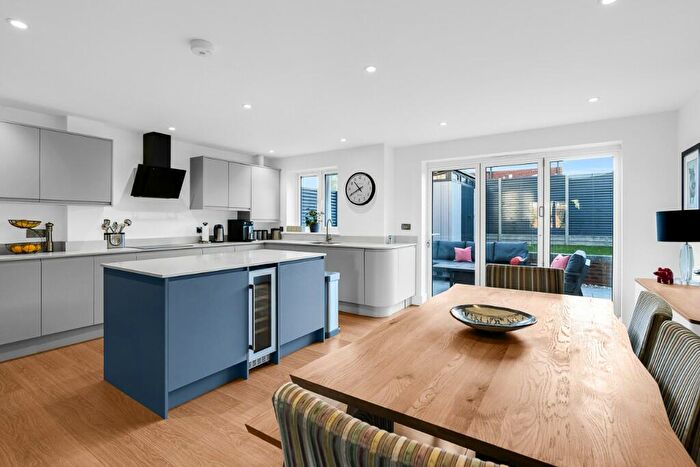 3 Bedroom End Of Terrace House For Sale In Station Road, Watton At Stone, SG14