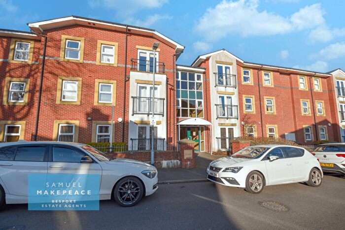 1 Bedroom Flat For Sale In Stamer House, Quarry Bank Avenue, Hartshill, Stoke-on-Trent, ST4